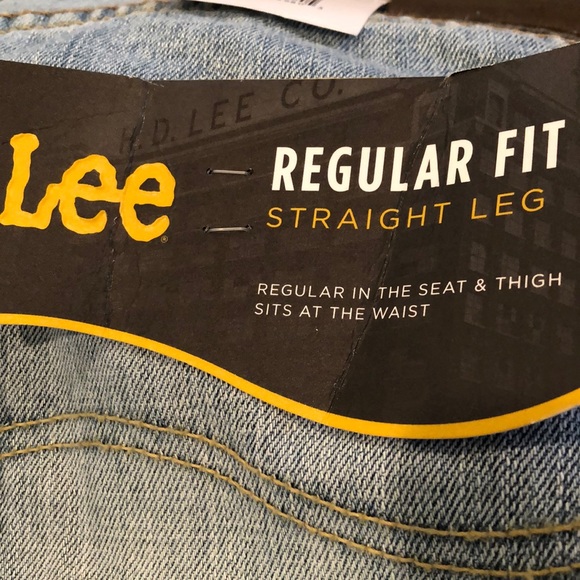lee regular fit